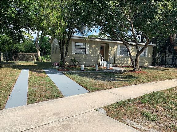 3rd image of 1131 Landmark Ln