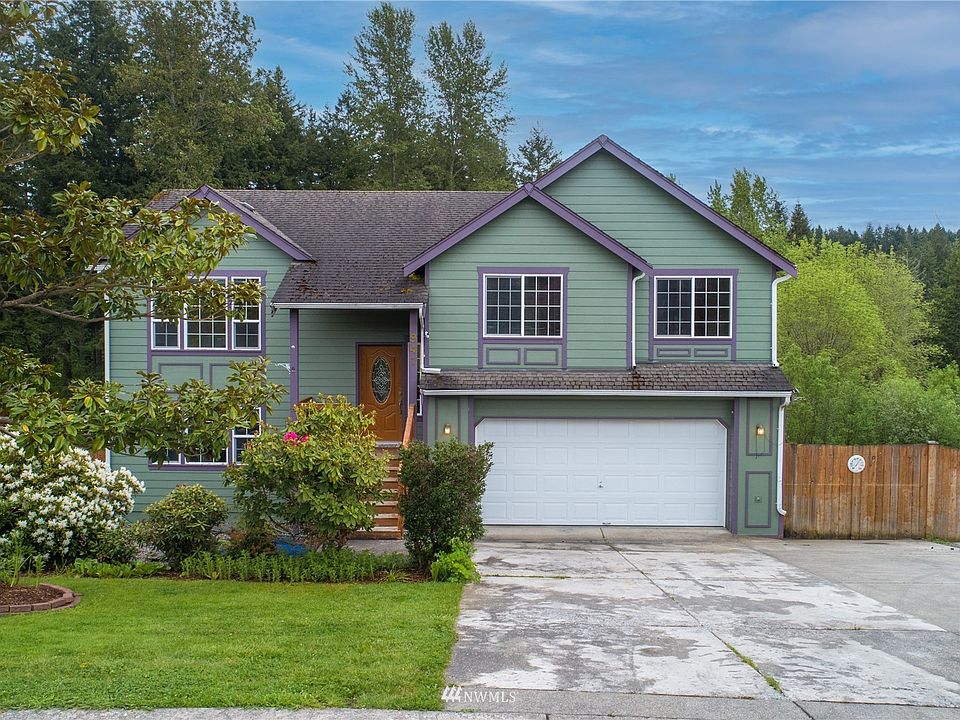 1st image of 941 Erin Ln W