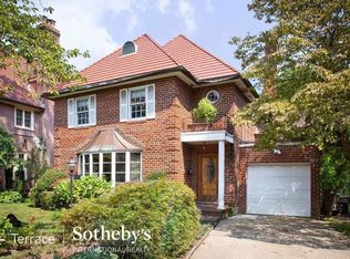 70 Seasongood Rd, Forest Hills Gardens, NY 11375