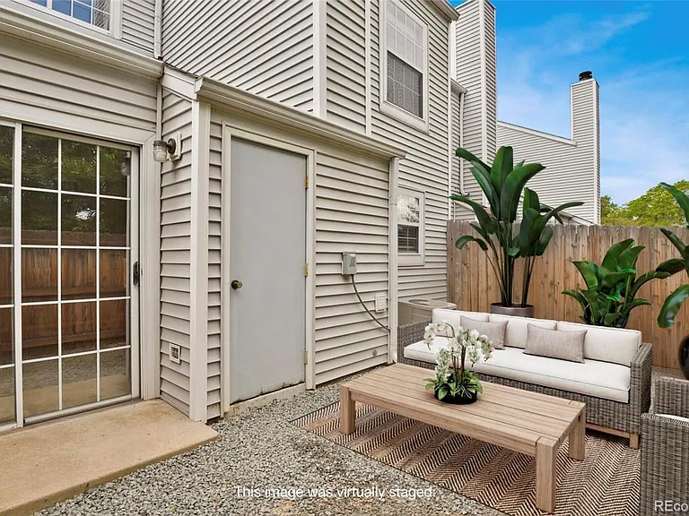 12332 Colorado Blvd #30 — Photo 24