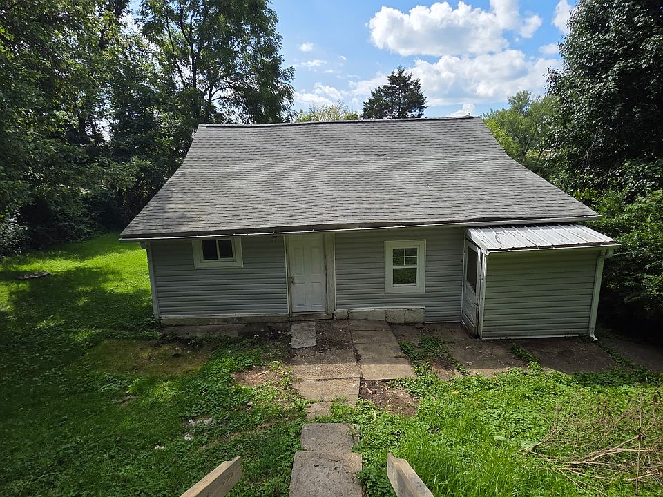 1st image of 1640 Lewis Dr