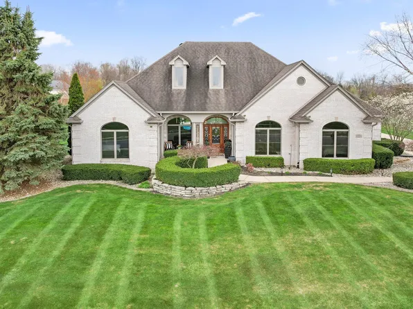 1583 E Osprey Dr, Greenfield, IN 46140