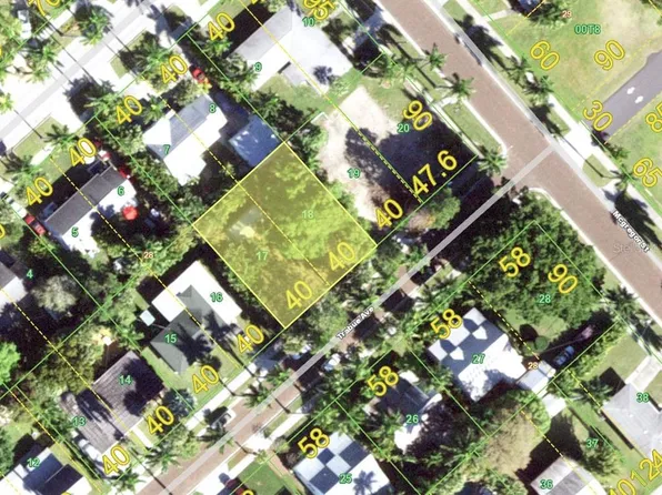 610 Trabue Ave #17, Punta Gorda, FL 33950