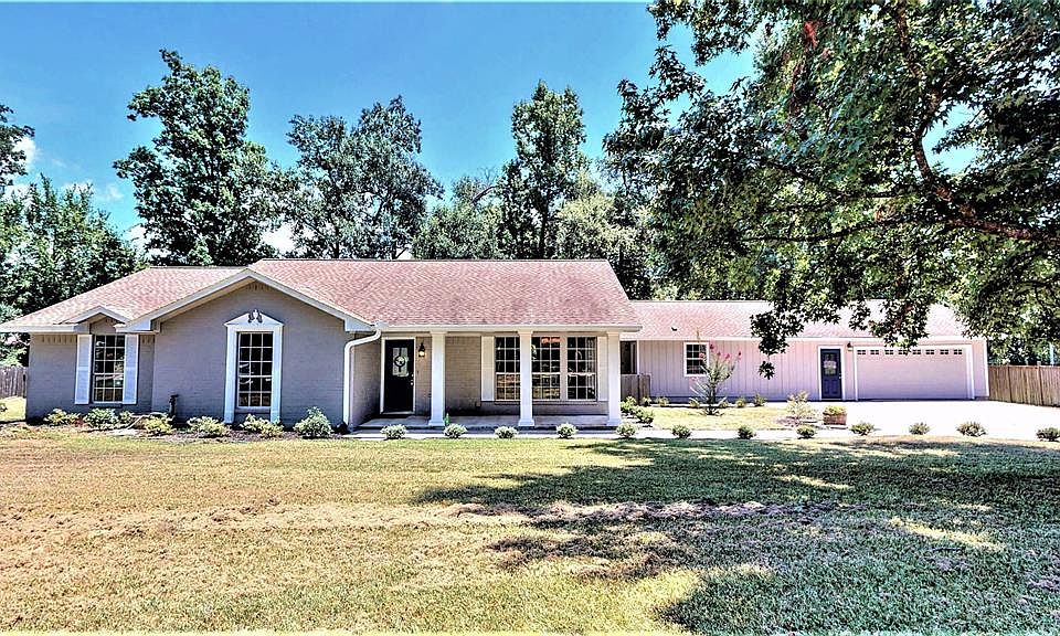 1st image of 6683 Kingston Cove Ln