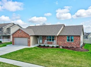225 S Robin Ct, Coal City, IL 60416
