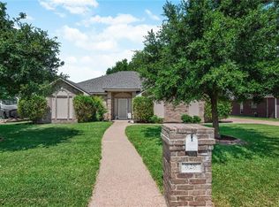 828 Tahoe Trl, Hewitt, TX 76643