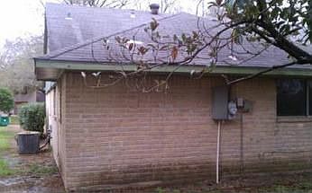 3rd image of 9718 Rocktree Dr