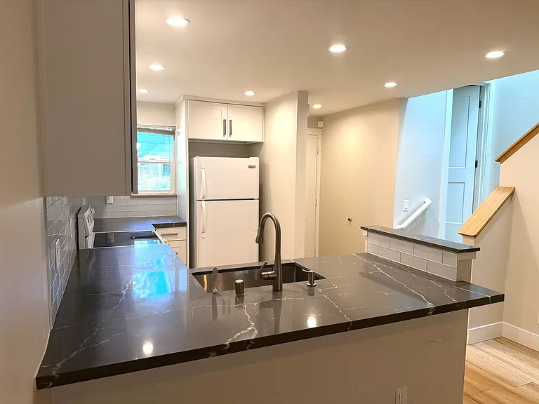 9613 NE 121st Ln — Photo 4