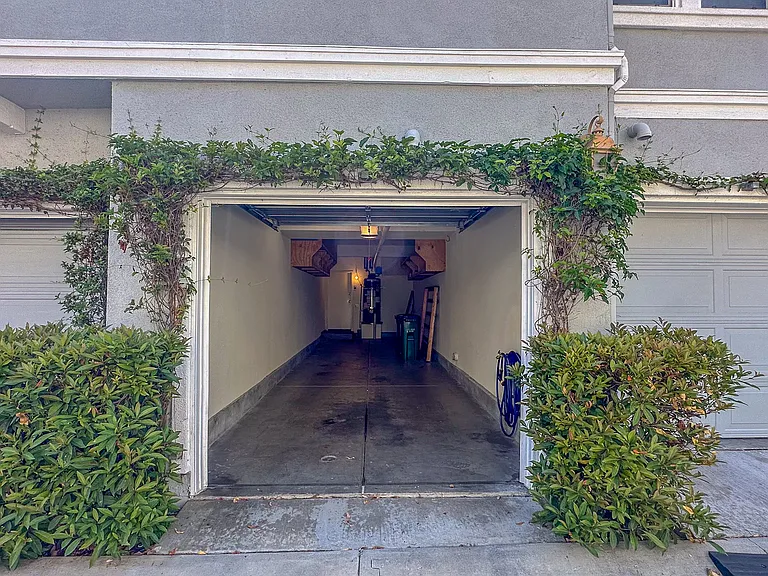 37 Hinterland Way — Photo 30
