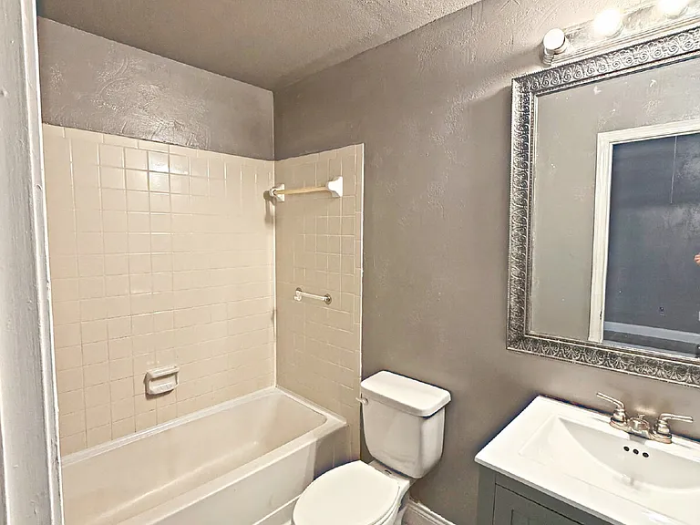 14431 Woods Hole Dr — Photo 9