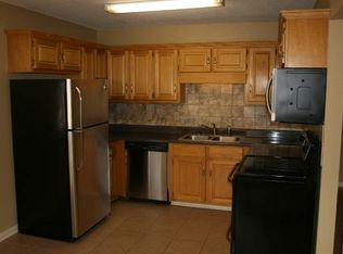 13 Oakcrest Trl NE #B, Rome, GA 30165