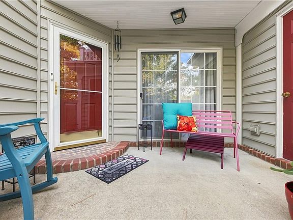 2nd image of 107 Sandy Beach Ct