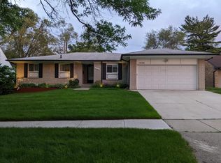 14101 Sherwood Ave, Oak Park, MI 48237
