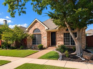 8708 Wellington Rd, Irving, TX 75063