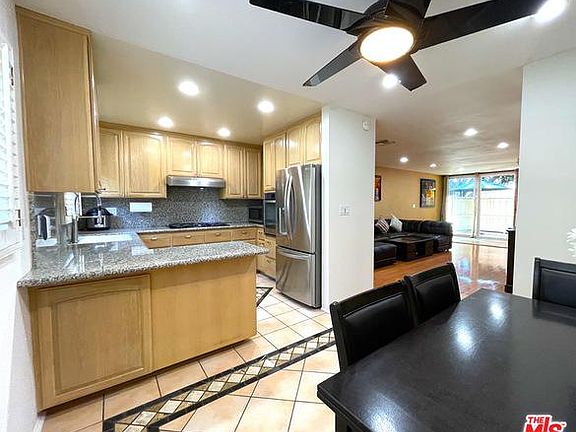 3rd image of 5215 Sepulveda Blvd Unit 4D