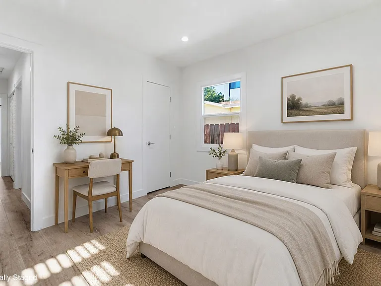2122 S Highland Ave — Photo 19