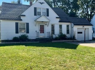 5030 S Barton Rd, Lyndhurst, OH 44124