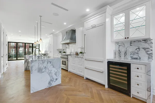 Sold by Corcoran | media 2