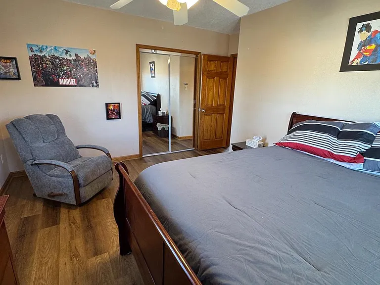 700 Schiller Ave — Photo 13