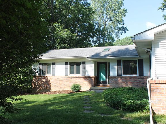 2nd image of 473 Fairwood Rd