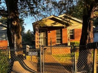 1824 Barrett Ave, Jackson, MS 39204