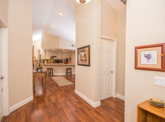 3rd image of 1611 Ashford Dr