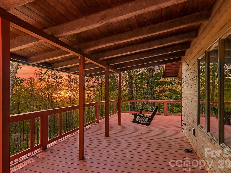 1st image of 101 Oak Ridge Ct