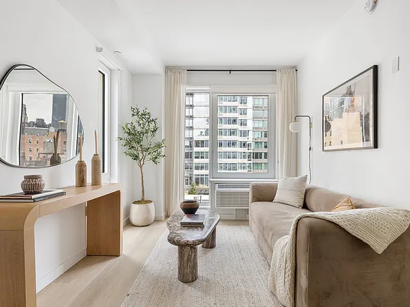 150 Lawrence Street image 9 of 36