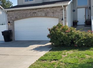 1752 N 2475 W, Clinton, UT 84015