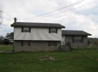 4410 N Emerald Dr, Cohutta, GA 30710