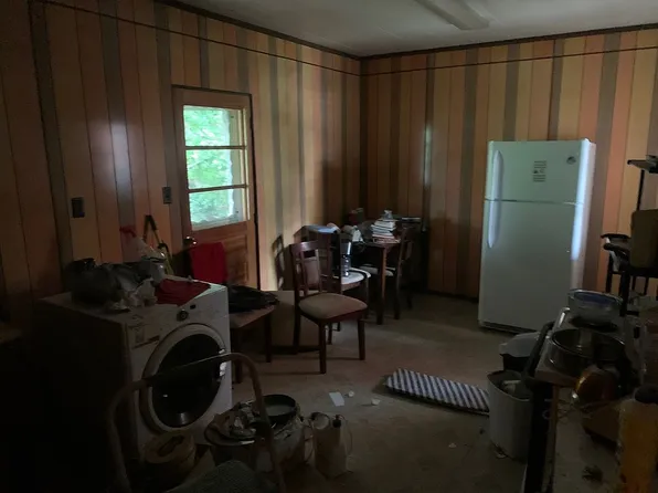 935 Gilbert Rd, Effort, PA 18330