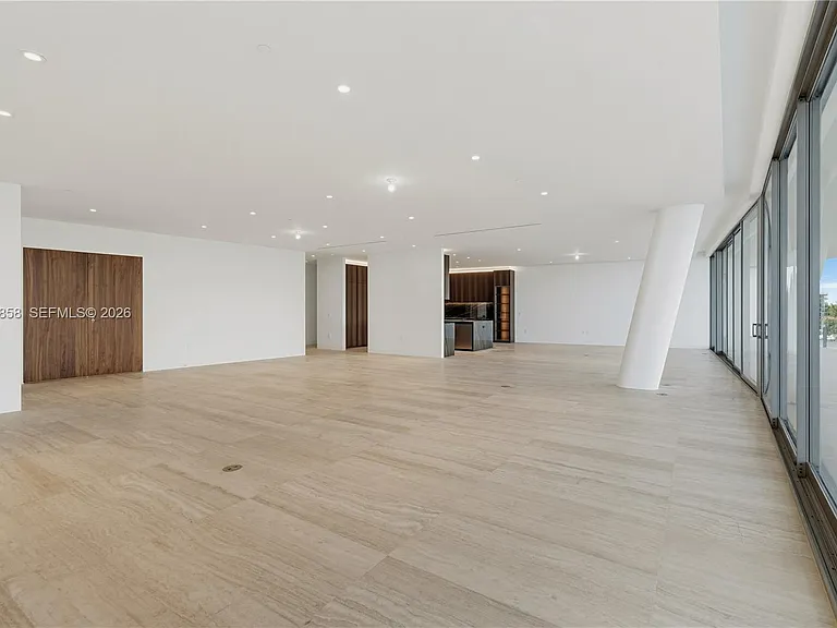 5 Grove Isle Dr #L502 — Photo 18