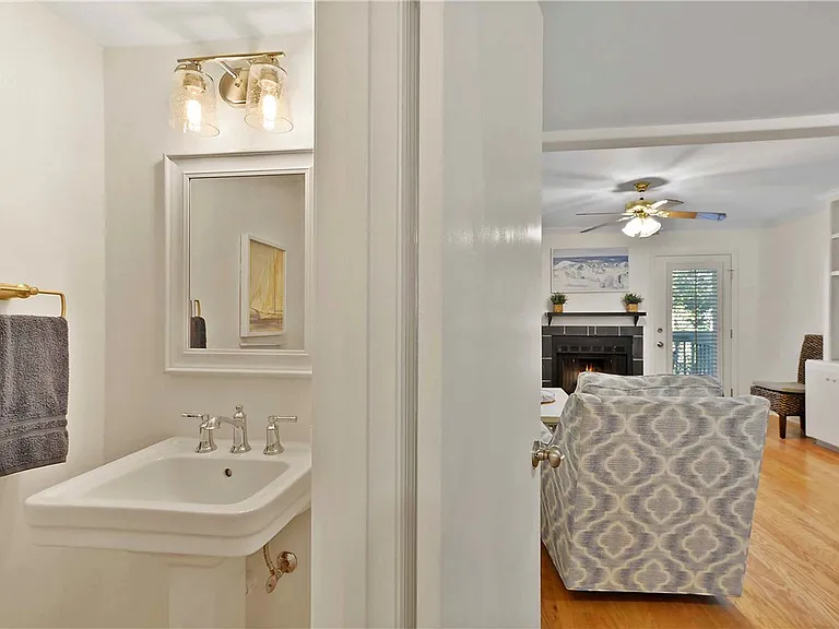 1000 Sea Island Rd #53 — Photo 10