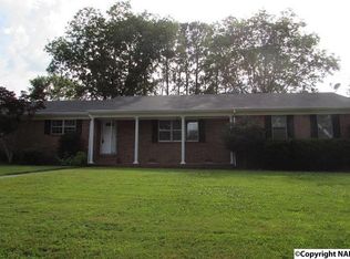 1501 Simmons Dr SW, Decatur, AL 35601