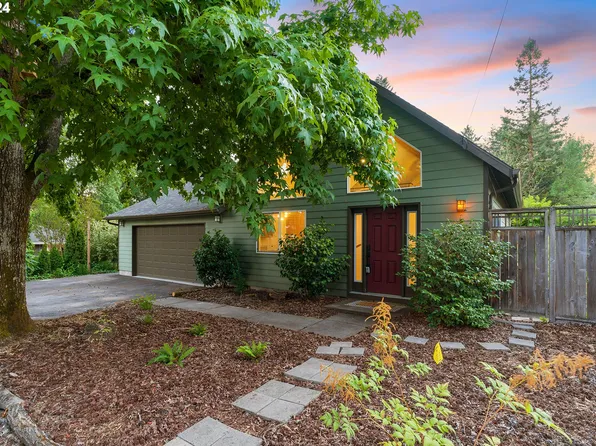 7845 SW 25th Ave, Portland, OR 97219