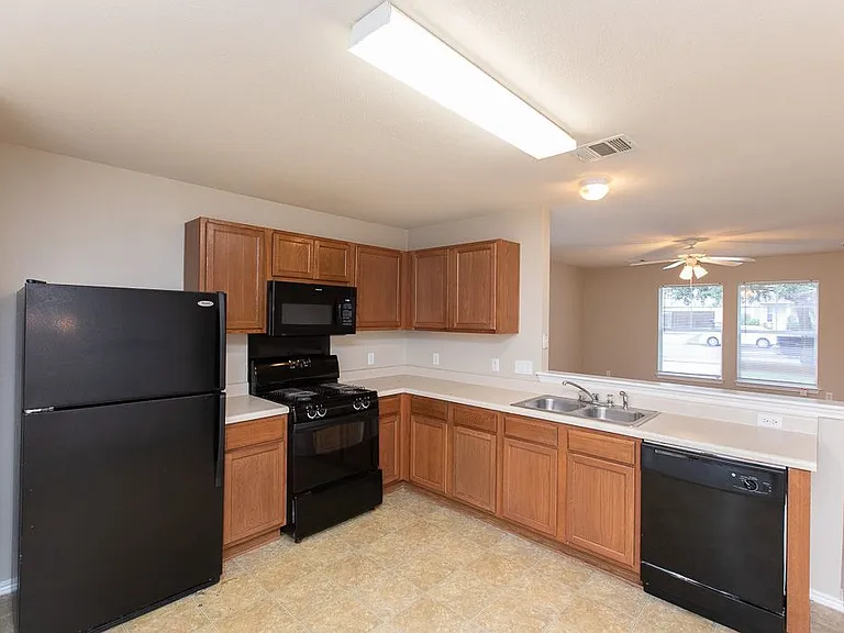 14009 Briarcreek Loop — Photo 6