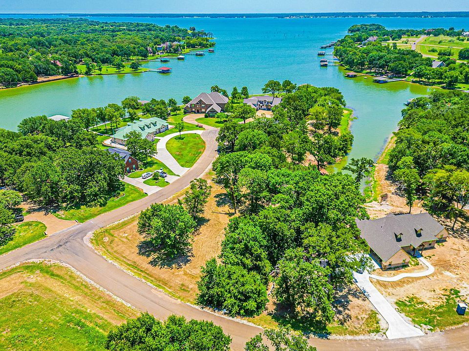1st image of LOT 110 La Bota