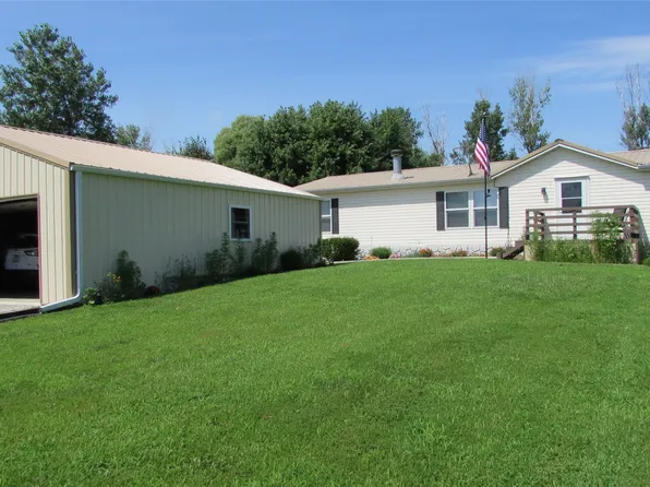 1851 Highway T15, Knoxville, IA 50138