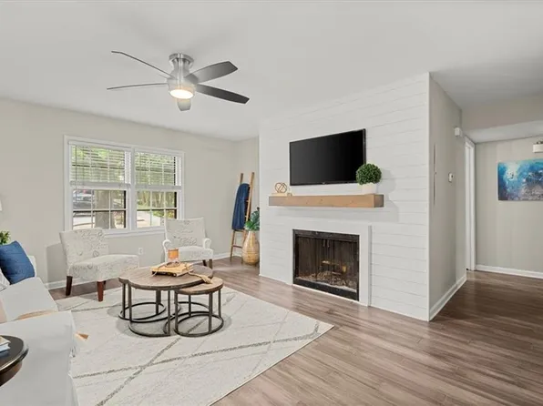 155 Amherst Pl NW, Atlanta, GA 30327