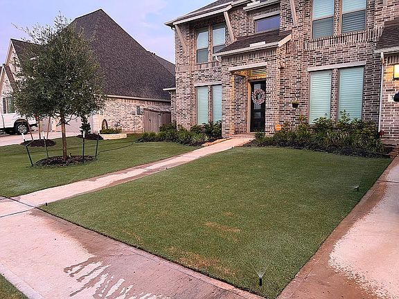5th image of 5007 Creekbank Dr