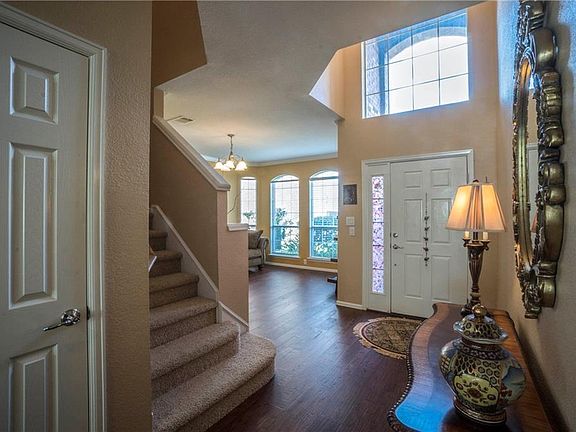 5th image of 10516 Donnis Dr