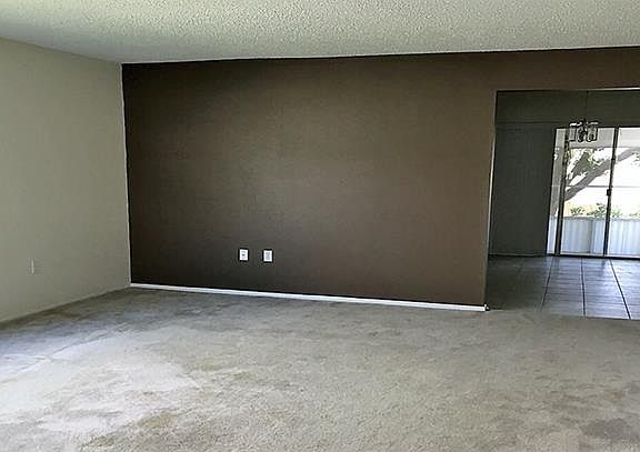 2nd image of 526 Lake Dexter Blvd