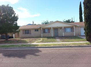 10237 Bon Aire Dr, El Paso, TX 79924