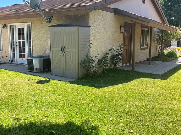 2nd image of 25644 Almendra Dr