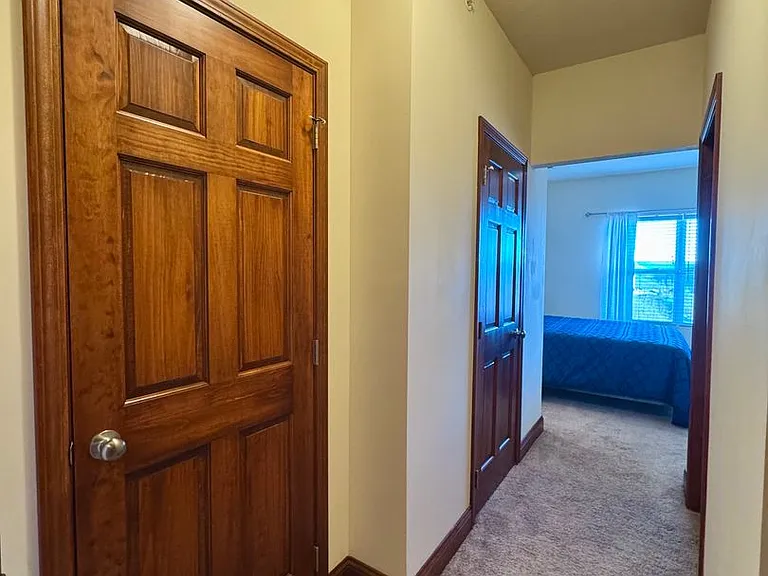 Eagle View Luxury Apartments — Photo 129