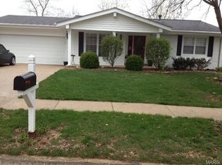 349 Towerwood Dr, Ballwin, MO