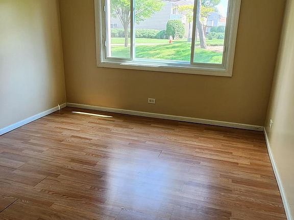 2nd image of 2000 Bayside Dr Unit 102