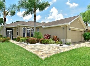 708 Camellia Green Dr, Sun City Center, FL 33573