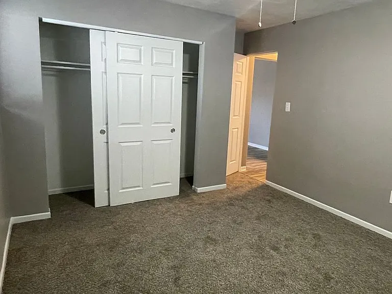 1166 W Lilley Ave — Photo 36