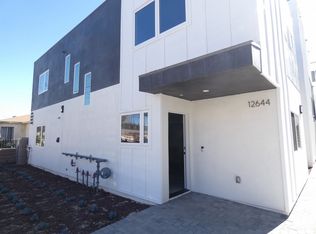 12644 Oxnard St, North Hollywood, CA 91606